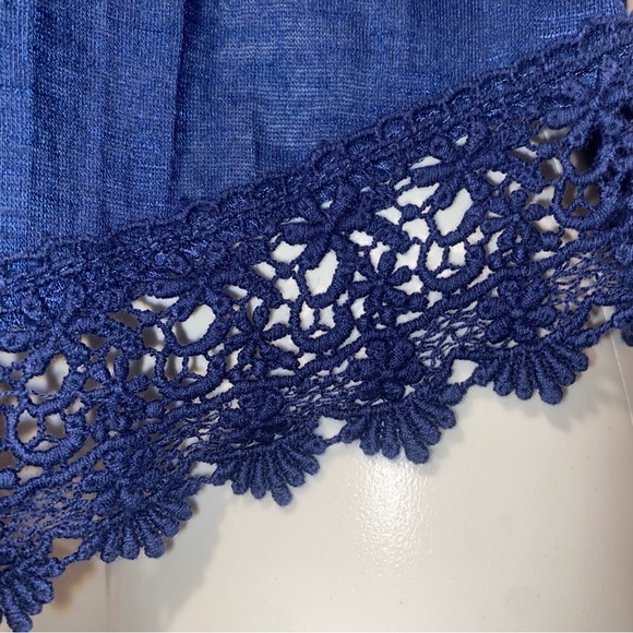 Signature I Studio, Size Medium, Navy Blue’ish, Lightweight, Sleeveless Top - Picture 2 of 11